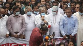 সরকার এই রক্ত ঝরানোর জন্য দায়ী , এর কৈফিয়ত ও জবাবদিহি দিতে হবেঃ ফখরুল