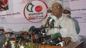 ‘ওবায়দুল কাদেরের বলার ভঙ্গি সুন্দর,বিনোদন পাই-কৌতুকবোধ করিঃ মির্জা ফখরুল