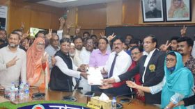 নারায়ণগঞ্জে বিনা প্রতিদ্বন্দ্বিতায় জেলা পরিষদ চেয়ারম্যান হচ্ছেন আঃ লীগের চন্দন শীল