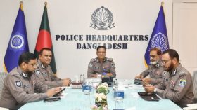 চাঁদাবাজির বিরুদ্ধে জিরো টলারেন্স নীতি-আইজিপি মোঃ আলী হোসেন ফকির