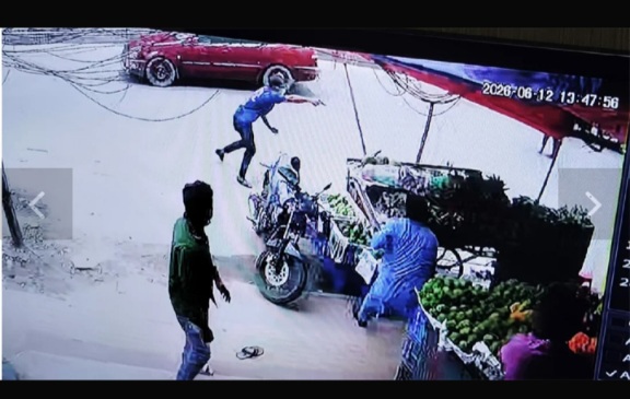 হাতিরঝিলে রামপুরা টিভি সেন্টার এলাকার শীর্ষ সন্ত্রাসী ‘কাইল্যা পলাশ’ গুলিবিদ্ধ