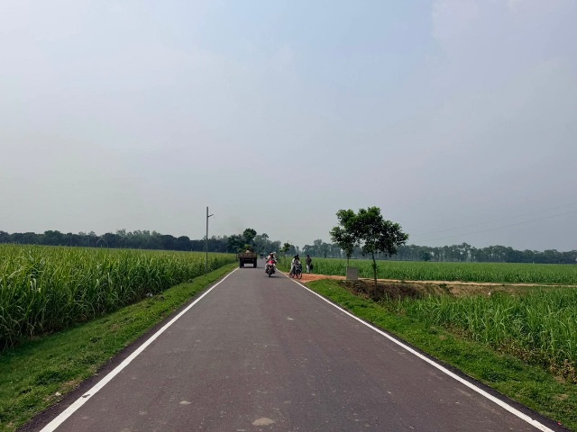 ঠাকুরগাঁওয়ে এলজিইডির উন্নয়ন কার্যক্রমে গতি, নেতৃত্বে নির্বাহী প্রকৌশলী মামুন বিশ্বাস