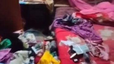 রূপগঞ্জে ব্যবসায়ীর বাড়িতে দূর্ধর্ষ ডাকাতি ,১০লক্ষাধিক টাকার মালামাল লুট