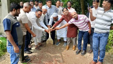 রূপগঞ্জে ২ কি.মি. সড়ক নির্মাণ কাজ উদ্বোধন,ব্যয় ২ কোটি ৯২ লাখ টাকা